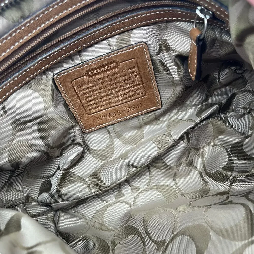 COACH Legacy Leather Vintage Y2K Demi Hobo Bag